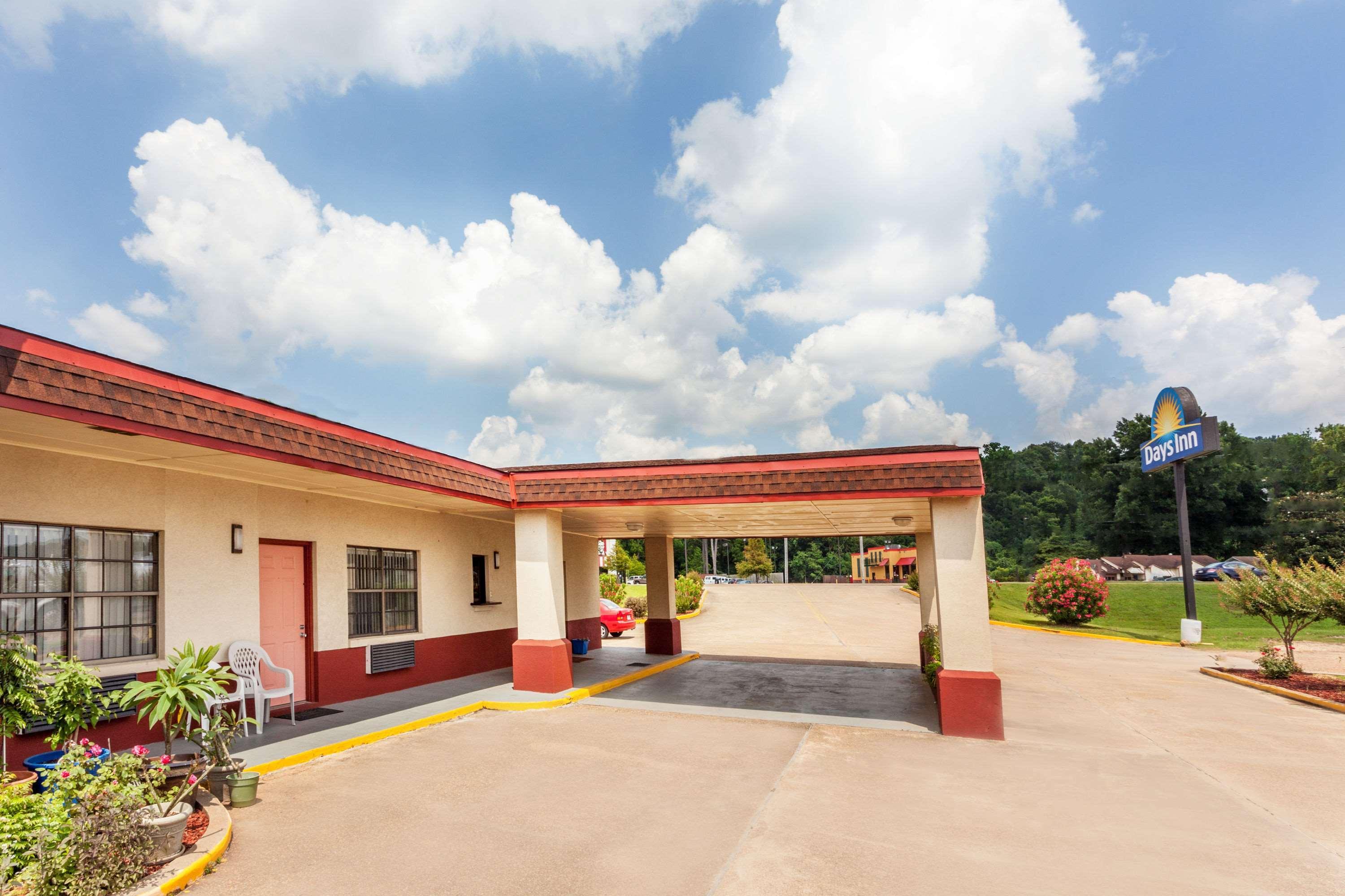 Days Inn By Wyndham Yazoo City Экстерьер фото