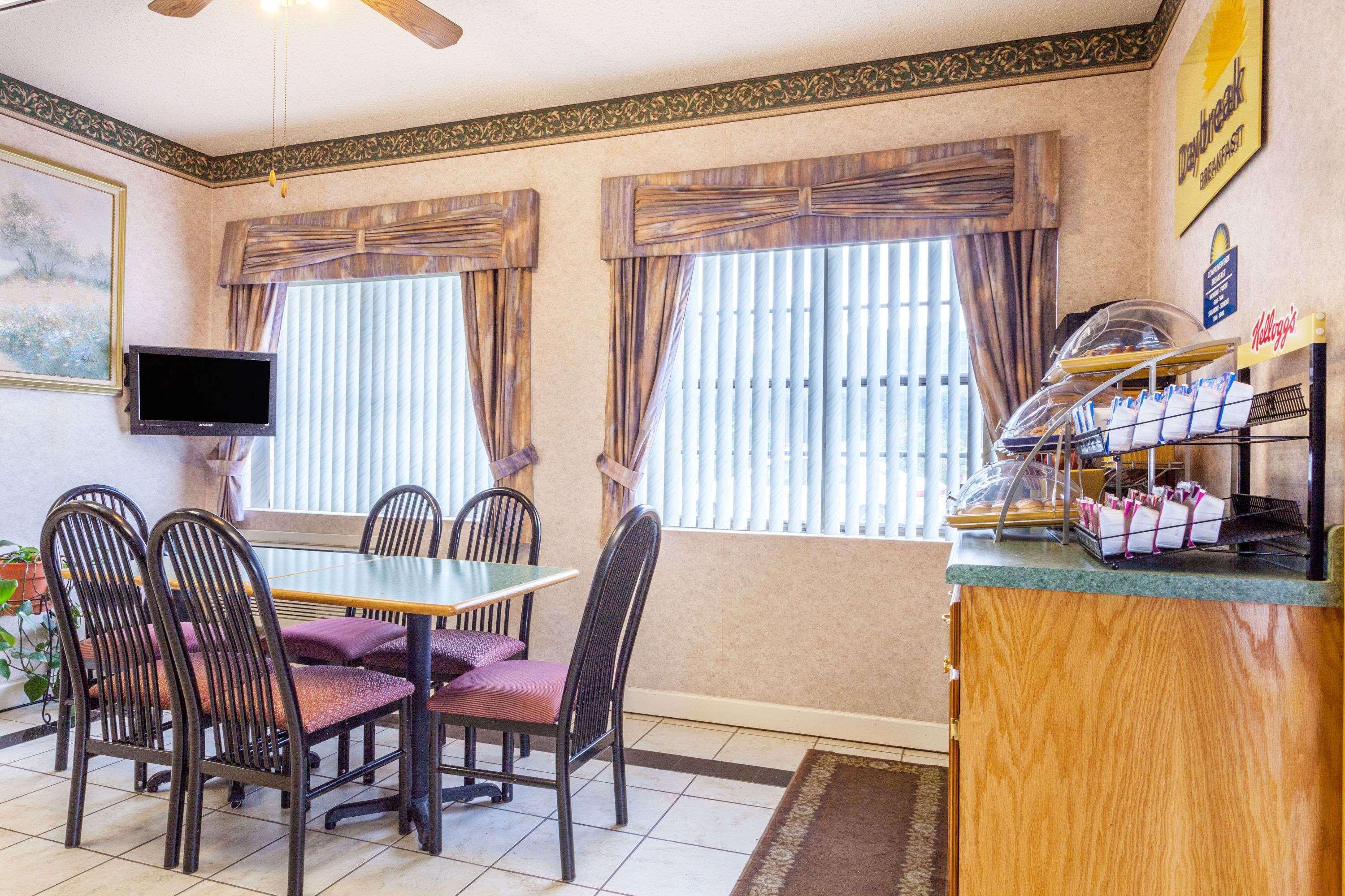 Days Inn By Wyndham Yazoo City Экстерьер фото